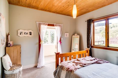 Photo of property in 1008 Maraetotara Road, Maraetotara, Havelock North, 4294