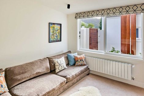 Photo of property in 7 Talavera Terrace, Kelburn, Wellington, 6012