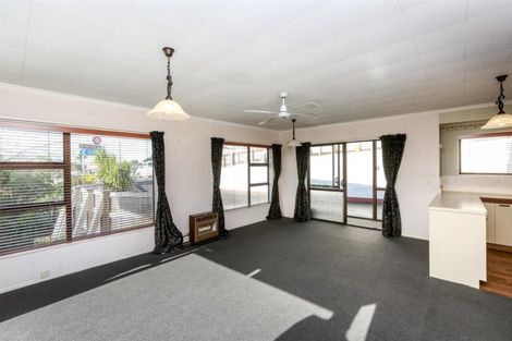 Photo of property in 1/74 South Road, Blagdon, New Plymouth, 4310