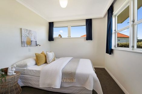 Photo of property in 104 Atawhai Road, Fitzherbert, Palmerston North, 4410