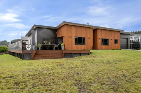 Photo of property in 129 Kahotea Drive, Motuoapa, Turangi, 3382