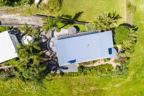 Photo of property in 24 Oxford Street, Whakapirau, Maungaturoto, 0583