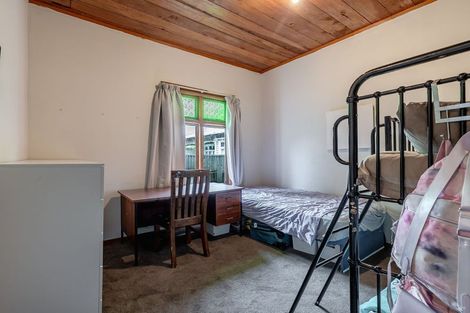 Photo of property in 6 Napier Road, Terrace End, Palmerston North, 4410