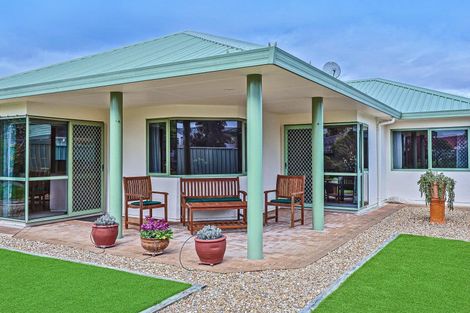 Photo of property in 24a Kensington Drive, Taradale, Napier, 4112