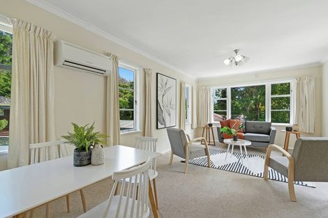 Photo of property in 546 Stokes Valley Road, Stokes Valley, Lower Hutt, 5019