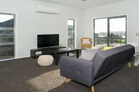 Photo of property in 30 Frances Brown Avenue, Aotea, Porirua, 5024