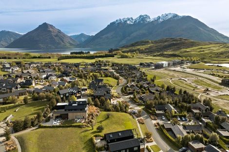 Photo of property in 9 Rannoch Drive, Jacks Point, Queenstown, 9371