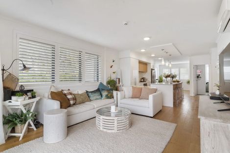 Photo of property in 101/3 Percy Winstone Lane, Stonefields, Auckland, 1072