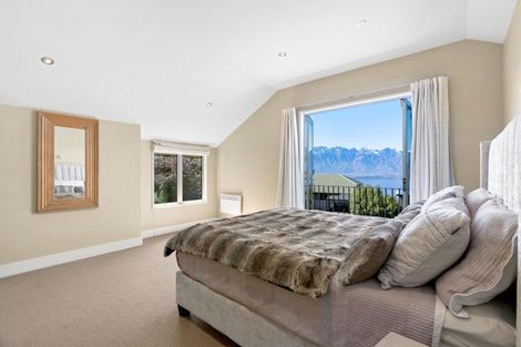 Photo of property in 34b Greenstone Place, Fernhill, Queenstown, 9300