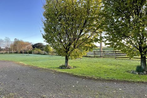Photo of property in 563 Mangaone Road, Halcombe, Feilding, 4779