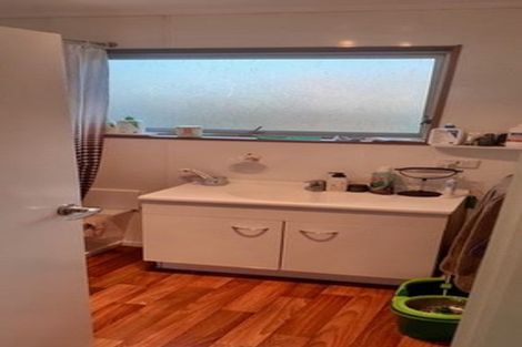 Photo of property in 1/163 View Road, Sunnyvale, Auckland, 0612