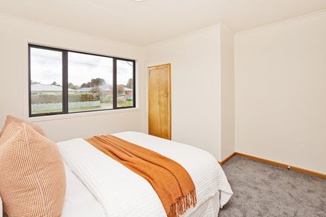 Photo of property in 35 Holloway Street, Waikiwi, Invercargill, 9810