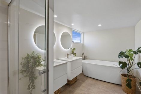 Photo of property in 5 Holderness Place, Ilam, Christchurch, 8041