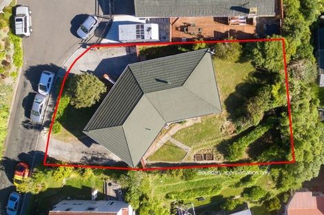 Photo of property in 4 Randolph Road, Crofton Downs, Wellington, 6035