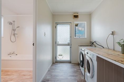 Photo of property in 4 Beadle Place, St Andrews, Hamilton, 3200