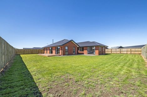 Photo of property in 22 Suffolk Drive, Kirwee, 7571