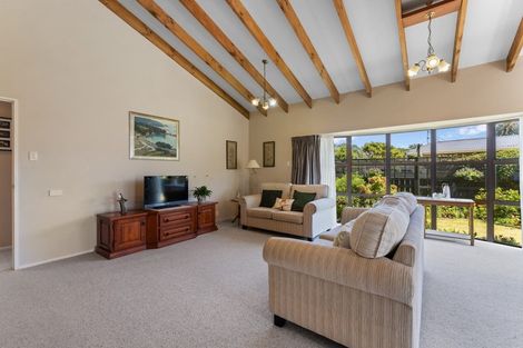 Photo of property in 32a Toru Road, Paraparaumu Beach, Paraparaumu, 5032