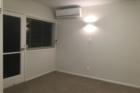 Photo of property in 1/16 Green Lane East, Remuera, Auckland, 1050