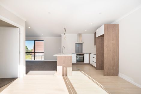 Photo of property in 2/65 College Road, Northcote, Auckland, 0627