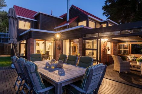 Photo of property in 11 Johnswood Grove, Clouston Park, Upper Hutt, 5018