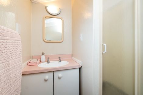 Photo of property in 12 Cormack Place, Greenmeadows, Napier, 4112