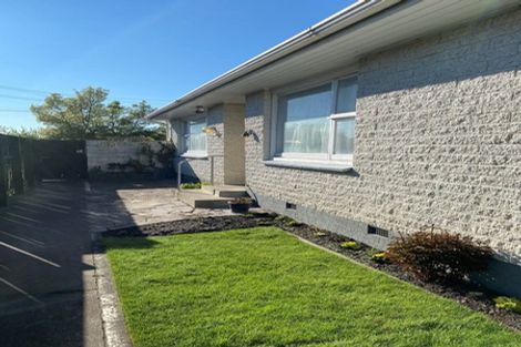 Photo of property in 9 Shaftesbury Street, Avonhead, Christchurch, 8042
