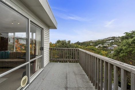 Photo of property in 6 Walker Avenue, Paremata, Porirua, 5026