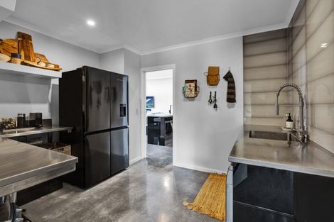 Photo of property in 414/414a Corbett Road, Lepperton, New Plymouth, 4373