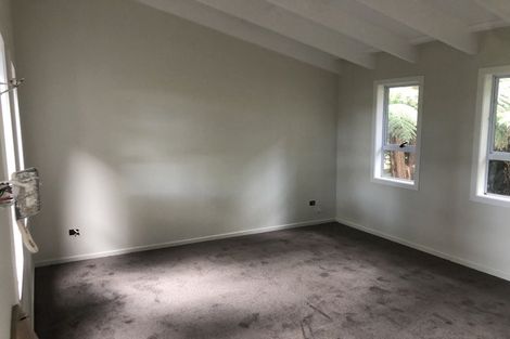 Photo of property in 30 Darcy Place, Massey, Auckland, 0614