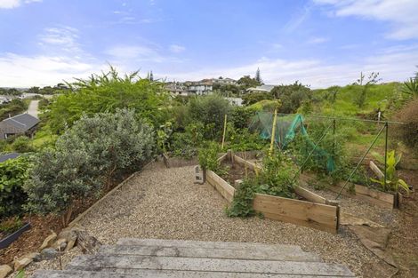 Photo of property in 21 Primrose Street, Raglan, 3225