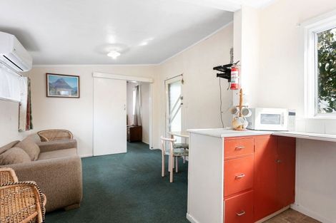 Photo of property in 98 Awapuni Road, Awapuni, Gisborne, 4010