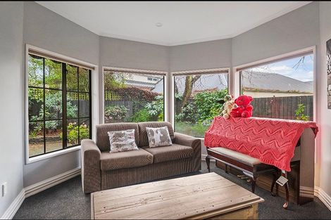 Photo of property in 125 Grahams Road, Burnside, Christchurch, 8053