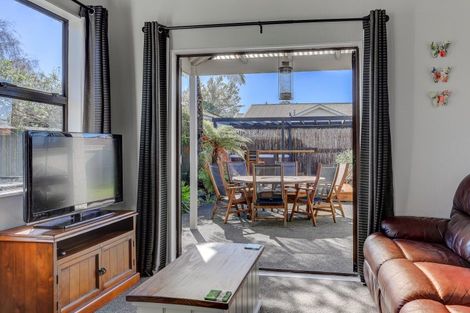 Photo of property in 6 Parkes Avenue, Saint Johns Hill, Whanganui, 4501