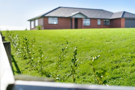 Photo of property in 117 Kingsdale Park Drive, Aokautere, Palmerston North, 4471