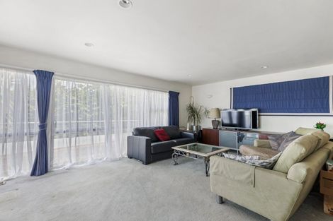 Photo of property in 8 Oban Road, Browns Bay, Auckland, 0630