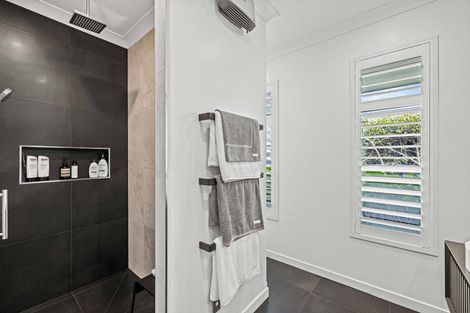 Photo of property in 77 Perry Street, Papanui, Christchurch, 8053