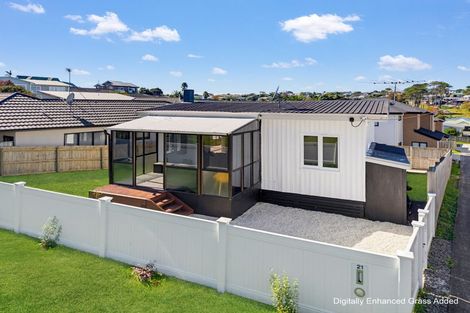 Photo of property in 21 Brixton Road, Manly, Whangaparaoa, 0930