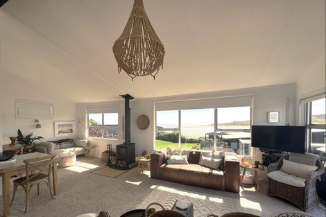 Photo of property in 8 Wainamu Road, Raglan, 3297