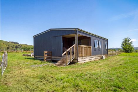 Photo of property in 16 Guy Road, Kaipara Flats, Warkworth, 0981