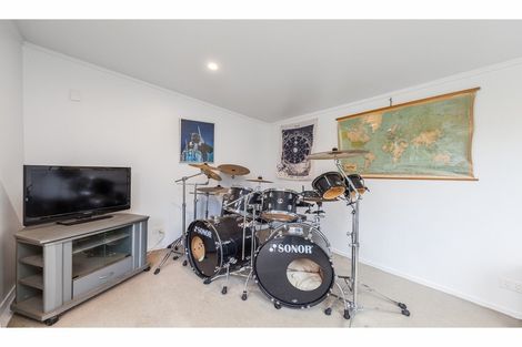 Photo of property in 77 Methuen Road, New Windsor, Auckland, 0600