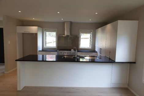 Photo of property in 34a Divich Avenue, Te Atatu South, Auckland, 0610