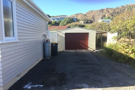 Photo of property in 77 The Parade, Paekakariki, 5034