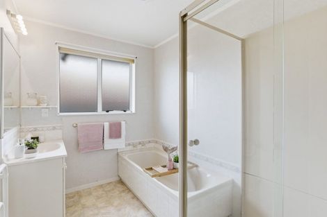 Photo of property in 26 Beach Haven Place, Paraparaumu Beach, Paraparaumu, 5032