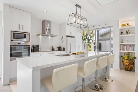 Photo of property in 9 Pimelea Street, Papamoa Beach, Papamoa, 3118