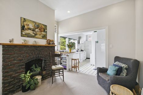 Photo of property in 42 Crawford Road, Kilbirnie, Wellington, 6022