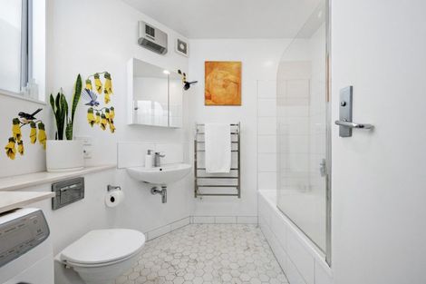 Photo of property in 709 Marine Drive, Eastbourne, Lower Hutt, 5013