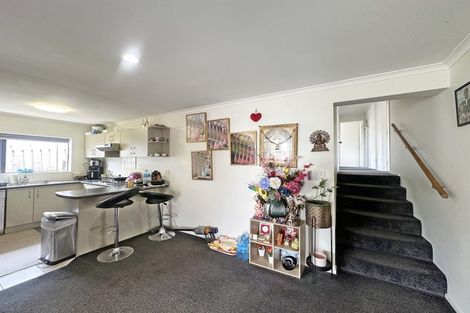 Photo of property in 9 Ali Place, Ranui, Auckland, 0612