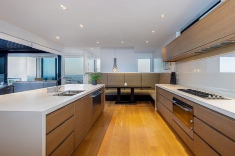 Photo of property in 33 Kitchener Road, Takapuna, Auckland, 0622