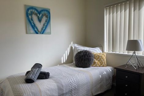 Photo of property in 16d May Street, Mount Maunganui, 3116