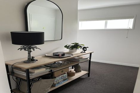 Photo of property in 1/130 Oriental Parade, Oriental Bay, Wellington, 6011